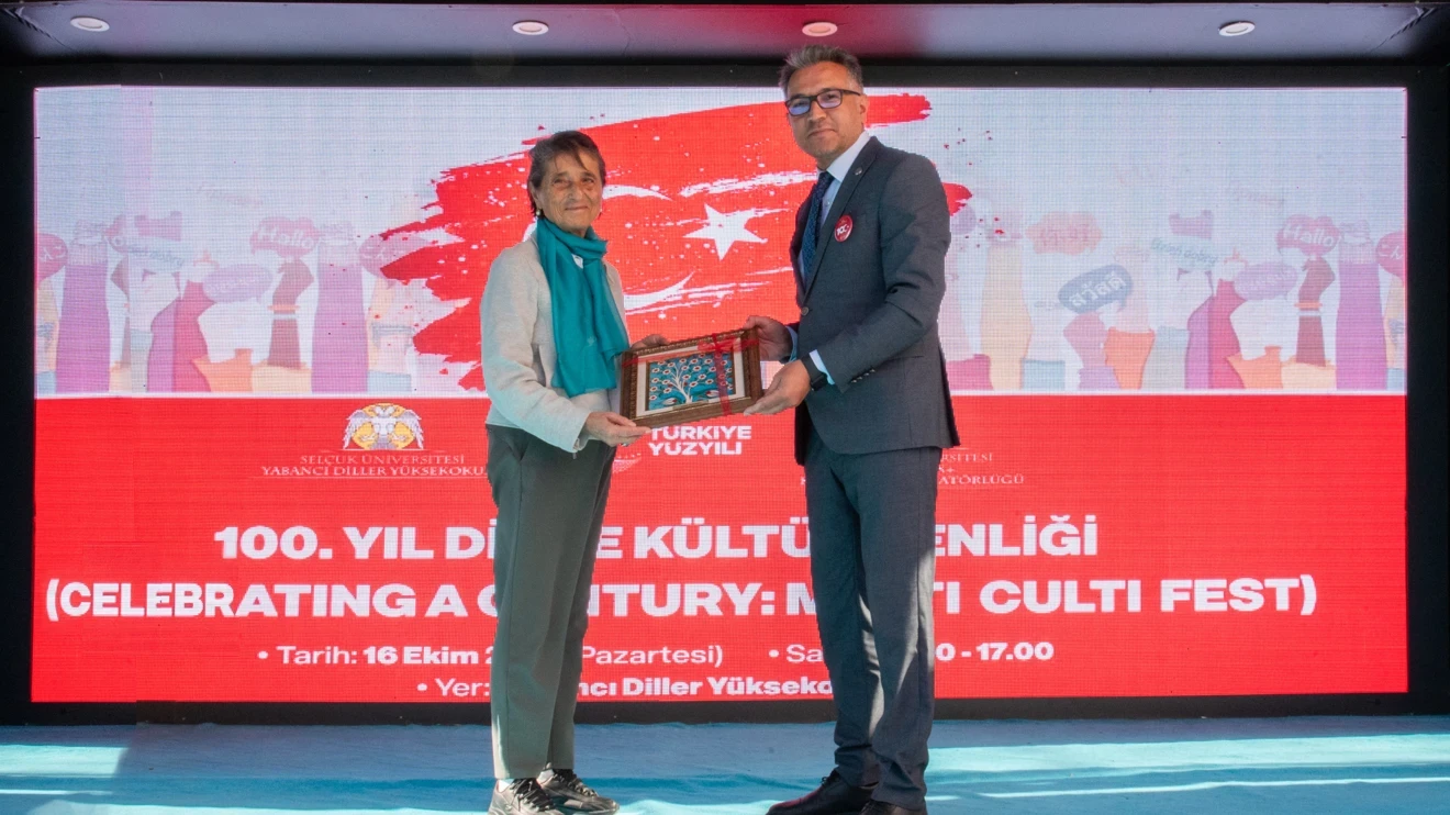 Selçuk Üniversitesinde ‘100. Yıl Dil ve Kültür Şenliği’ gerçekleştirildi